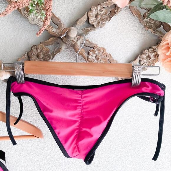 New boutique scrunch bottom cheeky string Brazilian lace bikini M - Picture 4 of 5